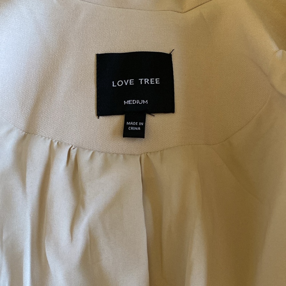 Love Tree 2 Piece Set:  BLAZER & PANTSUIT NWOT - Picture 5 of 16